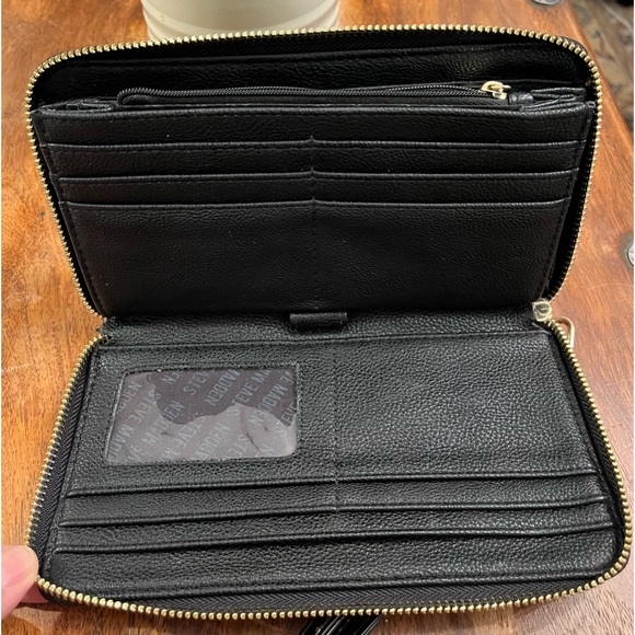 Steve Madden black alligator skin look wallet - Picture 4 of 8